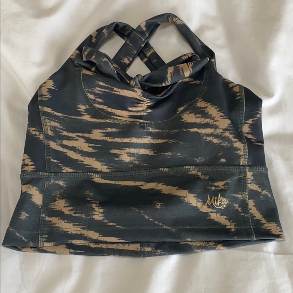 *PENDING SALE...DO NOT BUY* Mika yoga top